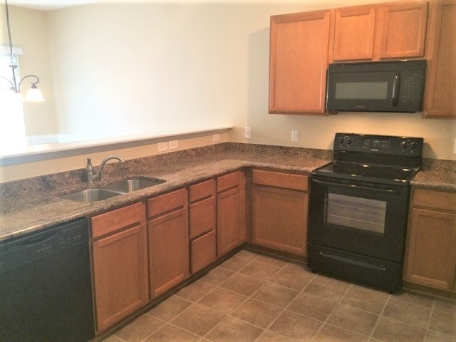 Photo - 2590 Leighswood Dr