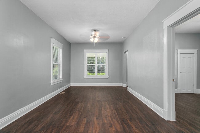 Photo - 3815 Wyoming St