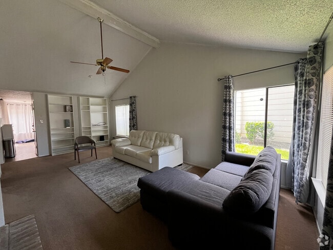 Building Photo - 13632 Garden Grove Ct Rental