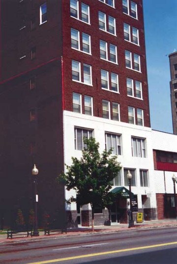 Primary Photo - Palace Center
