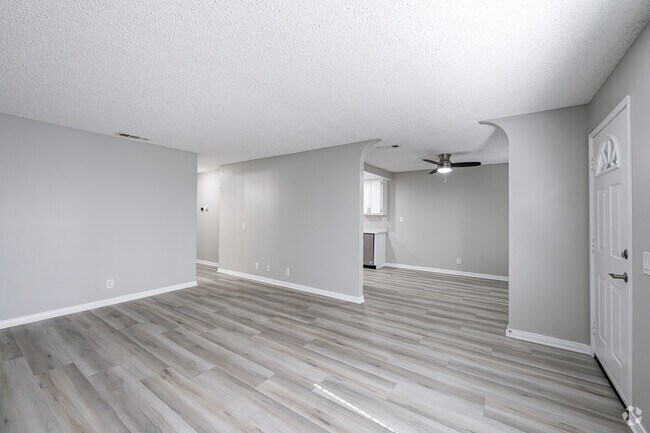 2BR, 2BA - 1,275SF - Living Room