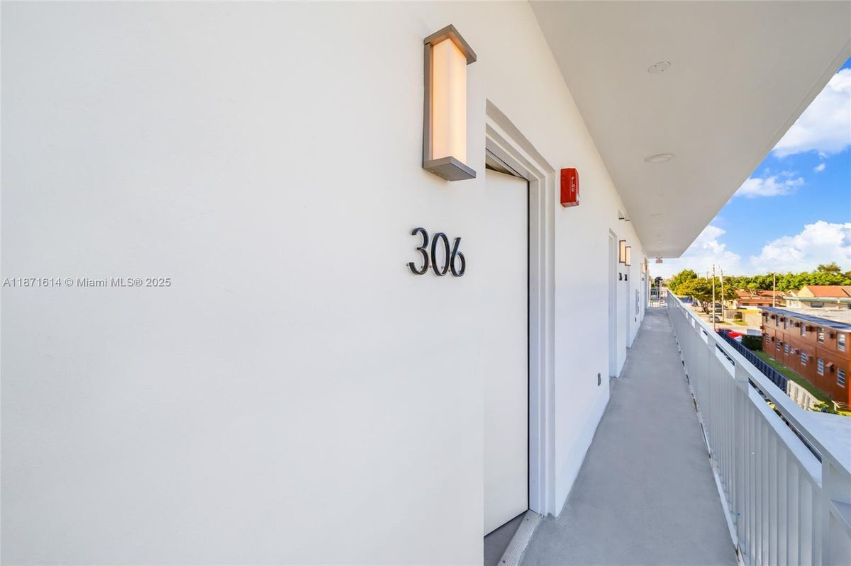 Photo - 1536 NW 15th Ave