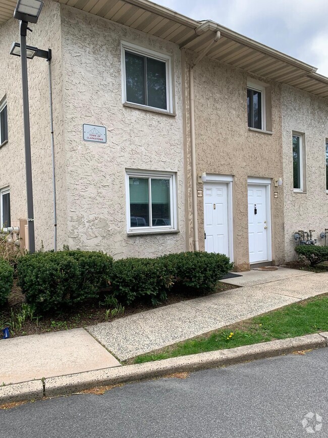 Building Photo - 85 N Middletown Rd Unit B1 Rental