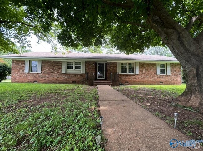 Building Photo - 1101 Winston Dr Rental