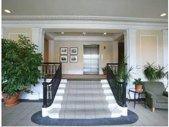 Photo - 1916 17th St NW Unit 4