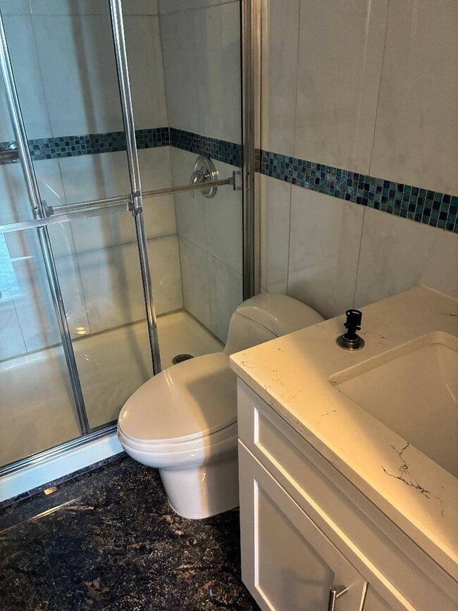 Photo - 2 Bay Club Dr Unit PHR