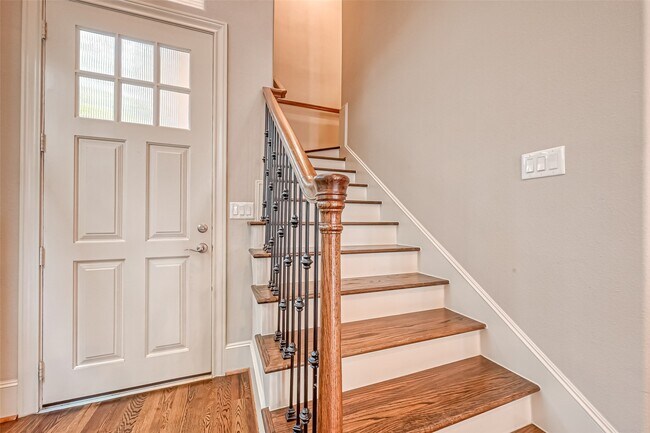 Photo - 5811 Kiam St