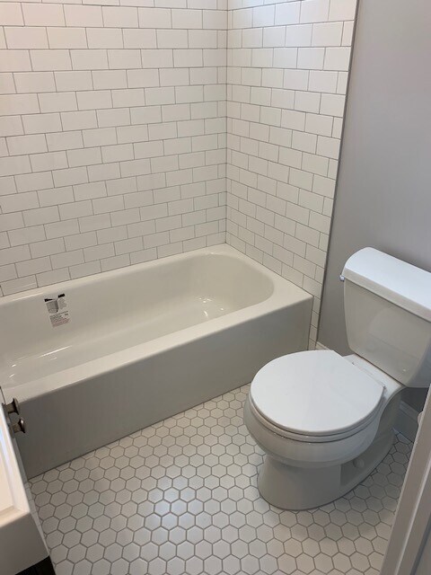 Photo - 12 Russell Ave Unit Apt 2 (2R)*