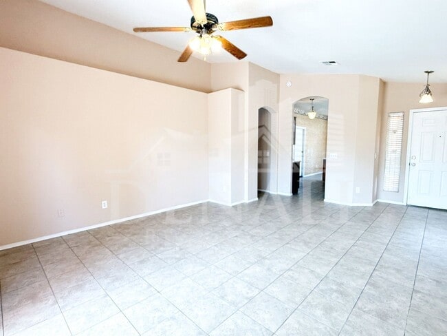Photo - 5061 W Glenview Pl