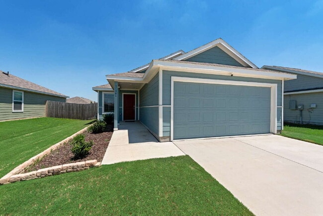 Building Photo - Charming 3-Bedroom Home with 2 Full Baths in Justin, TX – Cozy Living at Shale Creek