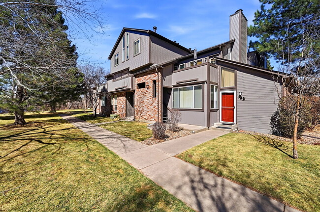 Photo - $1,740.95, 2- Beds - 1 Bath, Condo in Wheat Ridge with Washer and Dryer Unidad 100A