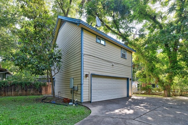 Photo - 4527 Avenue B Unit B