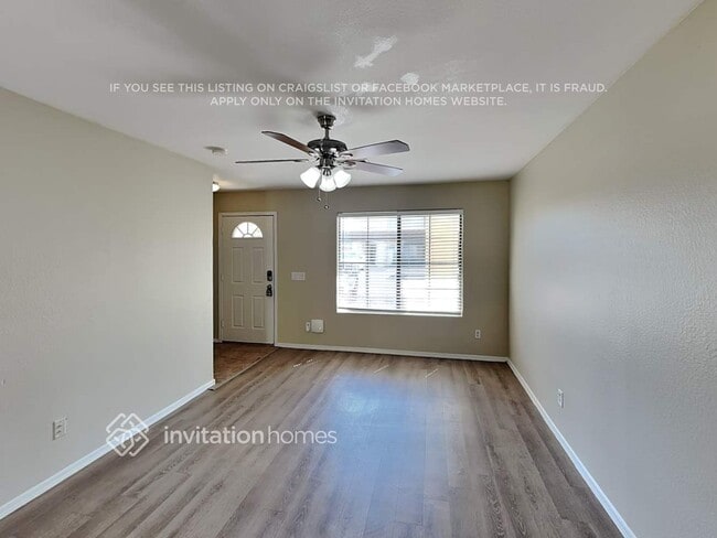 Photo - 7801 N 44th Dr