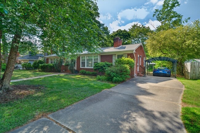 317 Central Pkwy