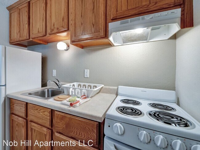 Photo - 2431 NW Irving St Unidad 02