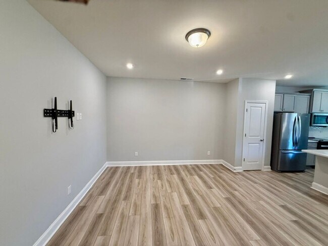 Photo - 1526 Cedar Tree Dr