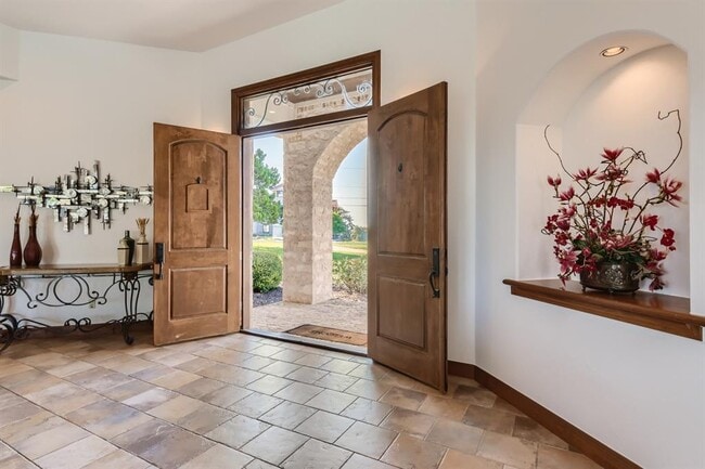 Photo - 3900 Peak Lookout Dr