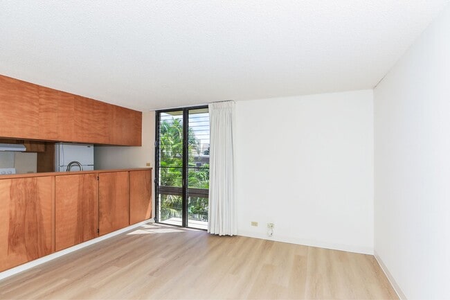 Photo - Piikoi Atrium - studio,1 bath with 1 covered parking stall Unit 307