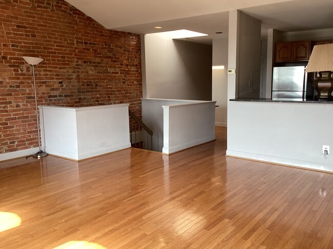 2106 18th St NW Unidad 3