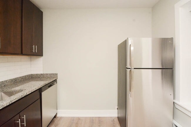 Photo - 1352 N Dearborn St Unit 403