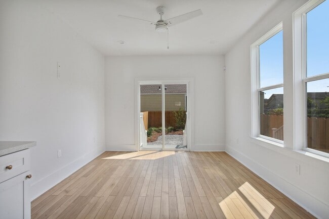 Photo - Newly Renovated 2BD/2.5BA with Covered Driveway
