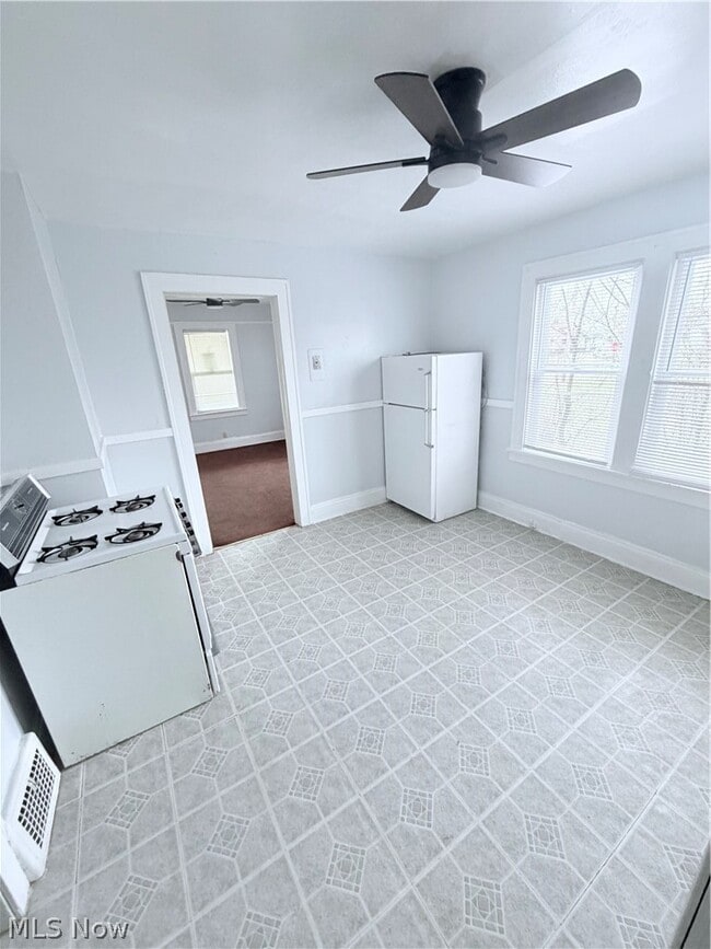 Photo - 14011 Glendale Ave Unit UP / DOWN