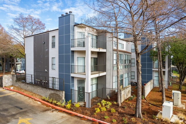 Mylo Apartment Homes - Mylo Apartment Homes