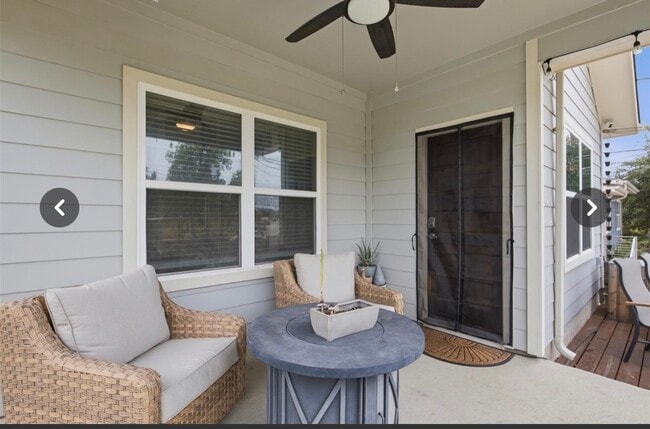Photo - 1134 Chicon St