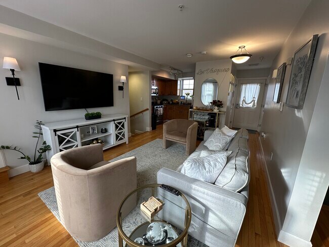 Photo - 136 Library St Unit B132