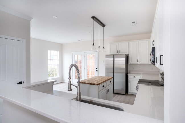 Photo - 6107 Margaret Ct