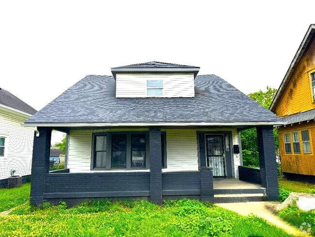 Building Photo - 2028 N Dexter St Rental