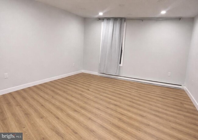 Photo - 504-506 Pine Hill St