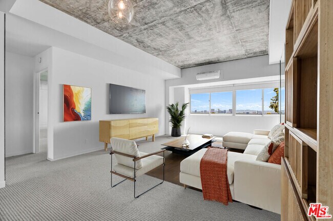 Building Photo - 1155 N La Cienega Blvd Unit 307 Rental