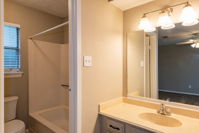 Photo - 20515 Broadsky Dr