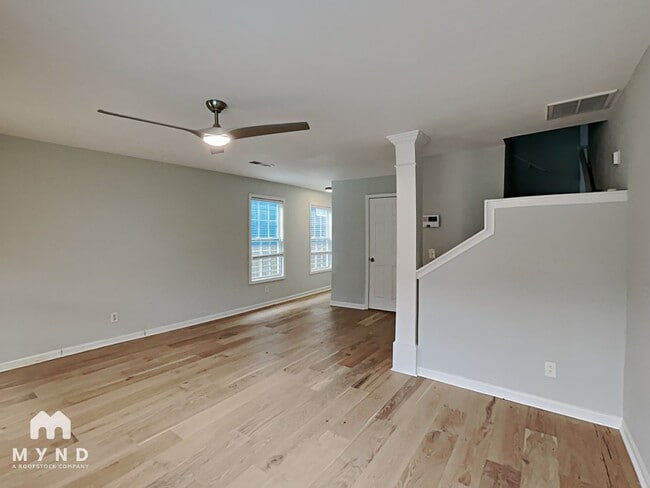 Photo - 480 Rockwell St SW