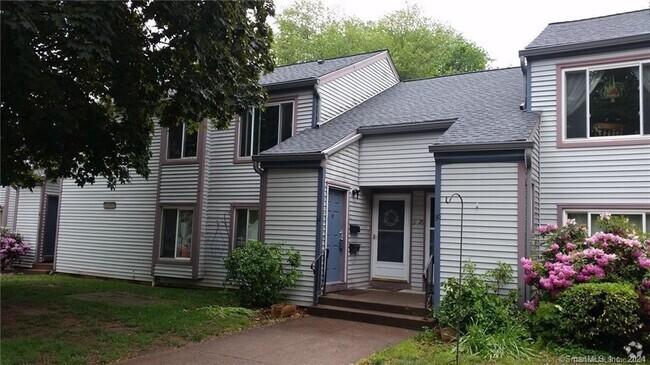 Building Photo - 32 Candlewood Dr Unit 32 Rental