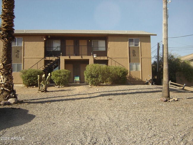 Building Photo - 450 Palm Dr Unit Apt 1