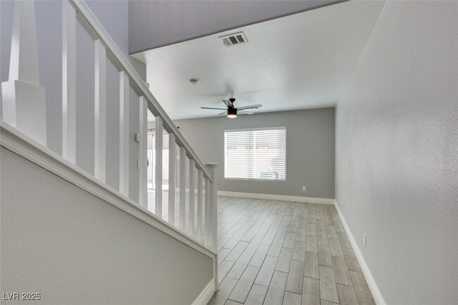 Photo - 5660 N Balsam St