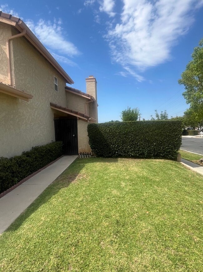 Photo - 613 Santa Paula St
