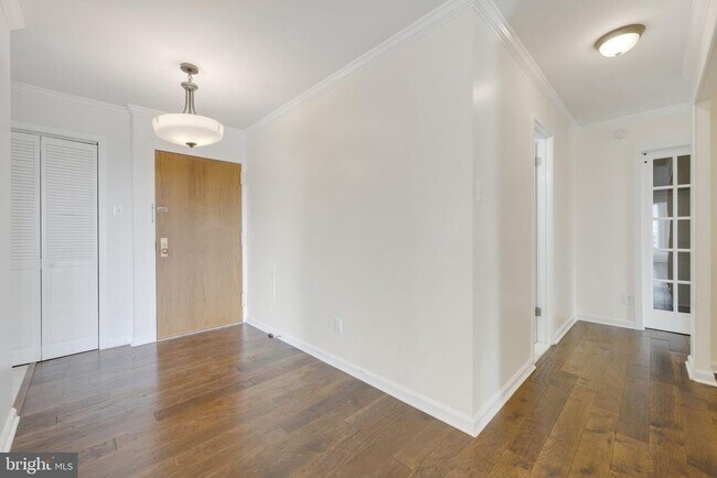 1800 Old Meadow Rd Unit 1722
