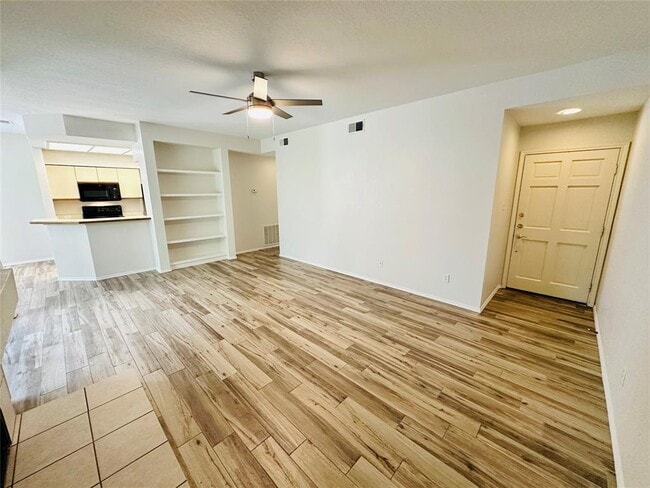 Photo - 4711 Spicewood Springs Rd Unidad 3-118