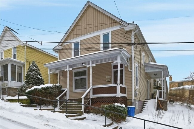 Photo - 112 Dewitt St