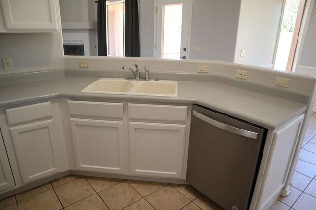 Photo - Livable, Lovable, & Available!