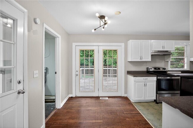Photo - 7259 Mayfair Cir