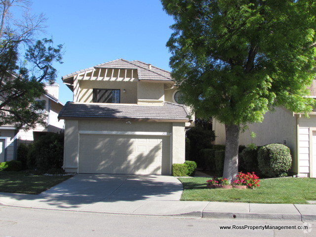 Building Photo - Beautiful Pleasanton Home and Great Location!