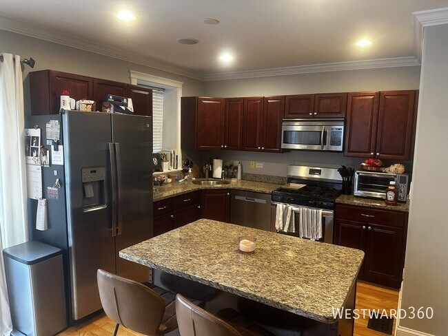 Photo - 1226 W Huron St Unit 101