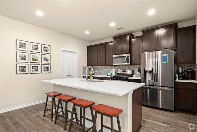 Building Photo - 11903 Clayton Creek Ave Rental
