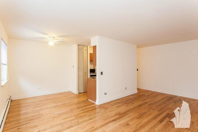Photo - 1 bedroom in Chicago IL 60657 Unit 509