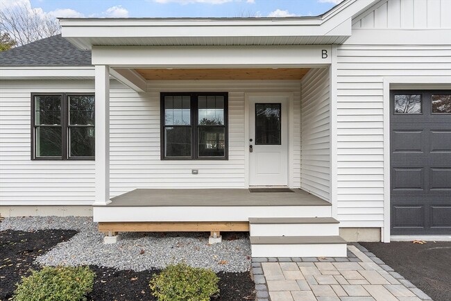 Photo - 18 Buttonwood Pl