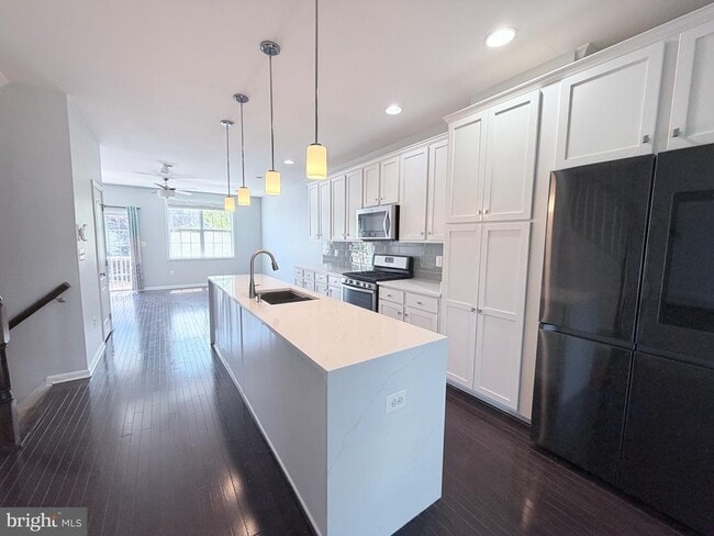 Photo - 43217 Whelplehill Terrace